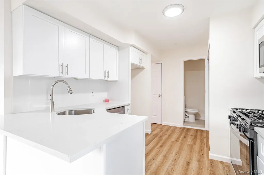 491 Ilyssa Way Staten Island NY 10312