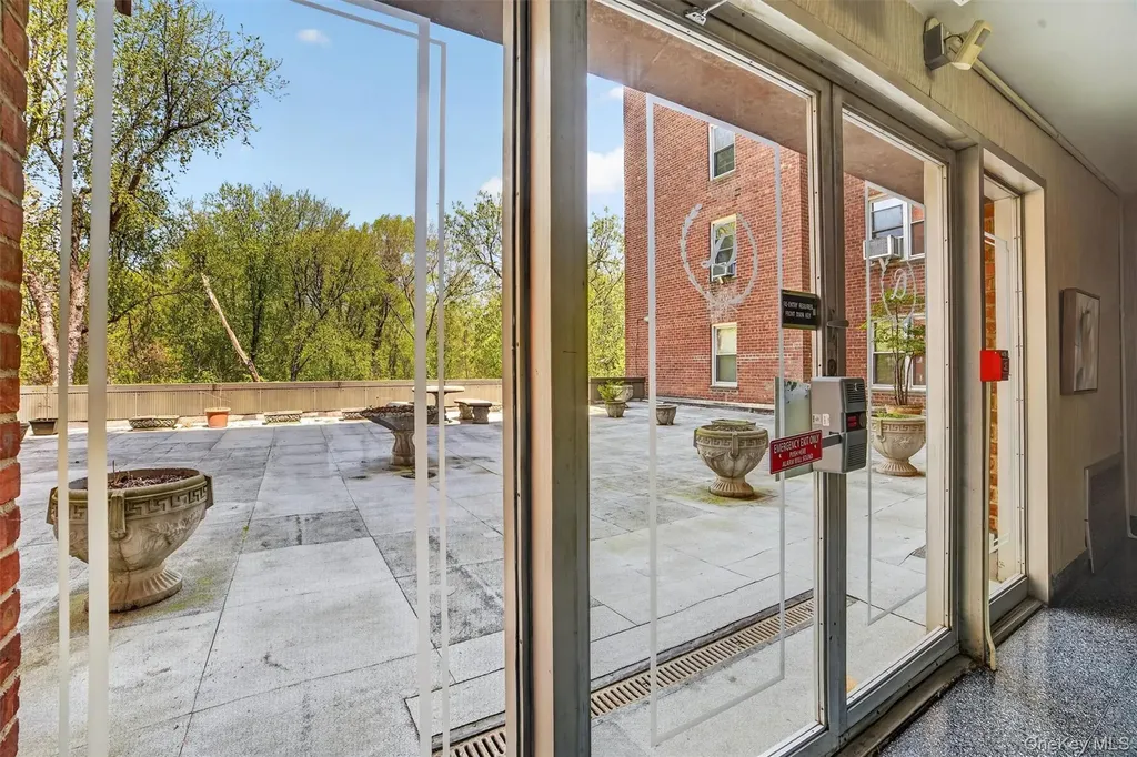 1111 Midland Avenue Bronxville NY 10708
