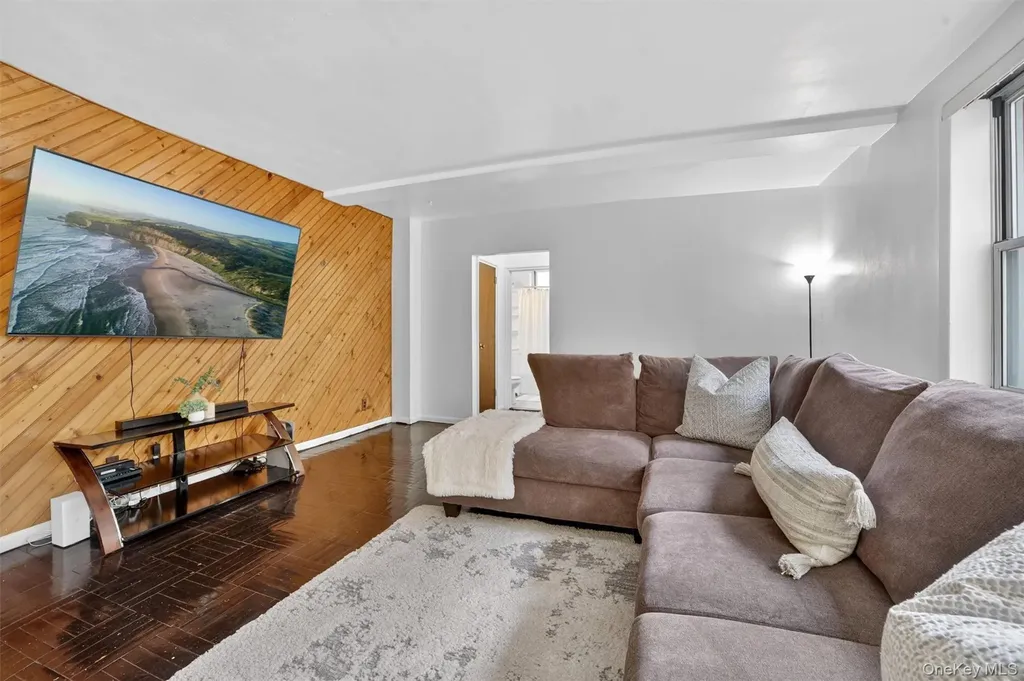 1111 Midland Avenue Bronxville NY 10708