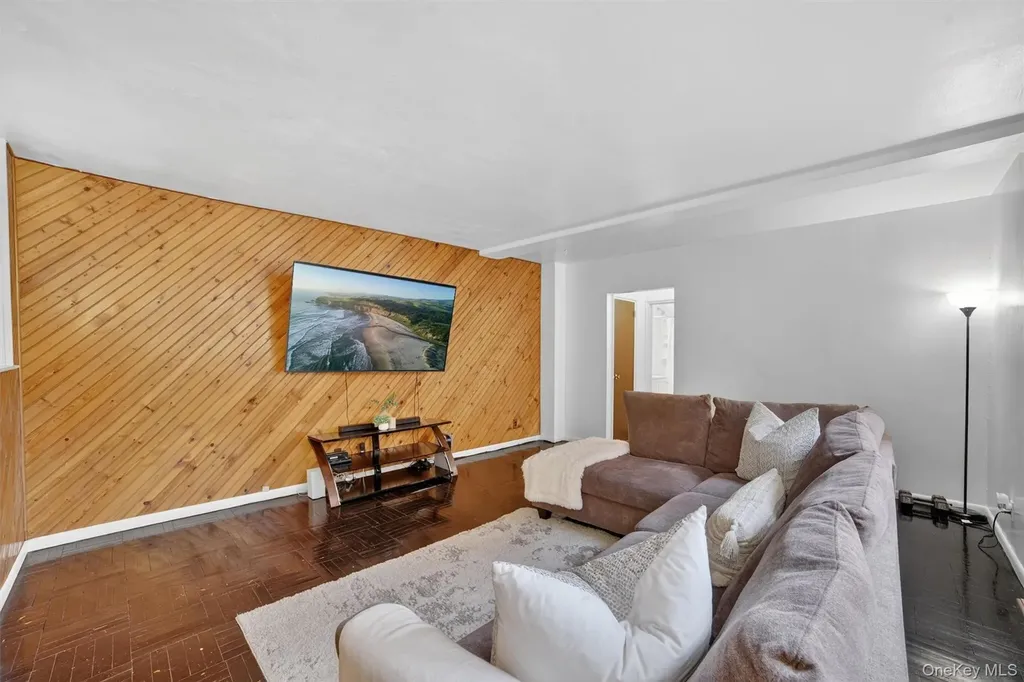 1111 Midland Avenue Bronxville NY 10708