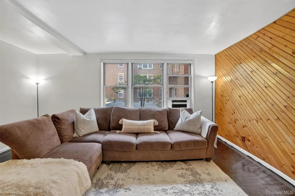 1111 Midland Avenue Bronxville NY 10708