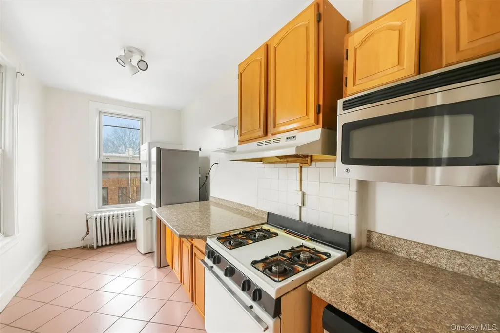 529 Decatur Street Brooklyn NY 11233