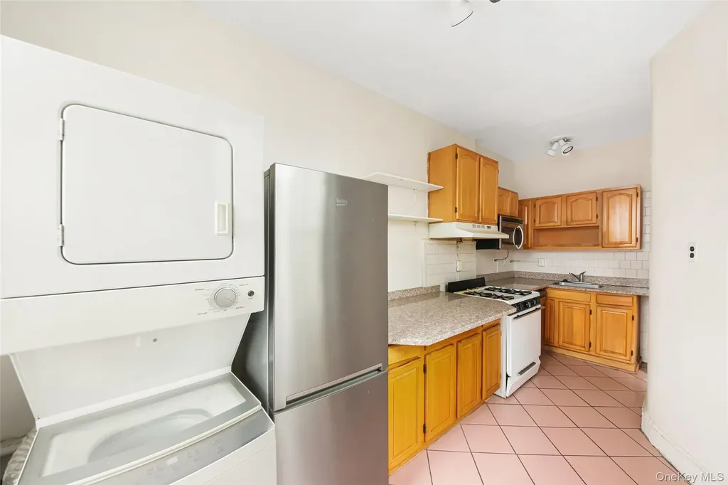 529 Decatur Street Brooklyn NY 11233