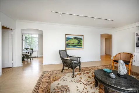 100 Ardsley Avenue W Irvington NY 10533