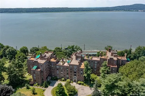 100 Ardsley Avenue W Irvington NY 10533