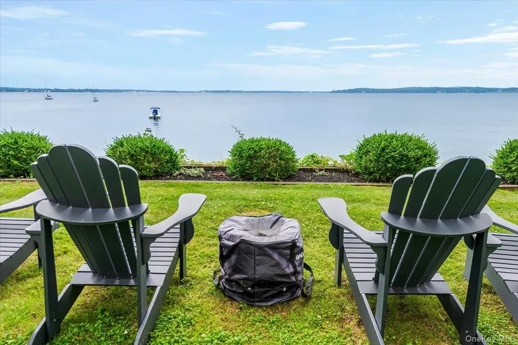 100 W Shore Drive Southold NY 11971