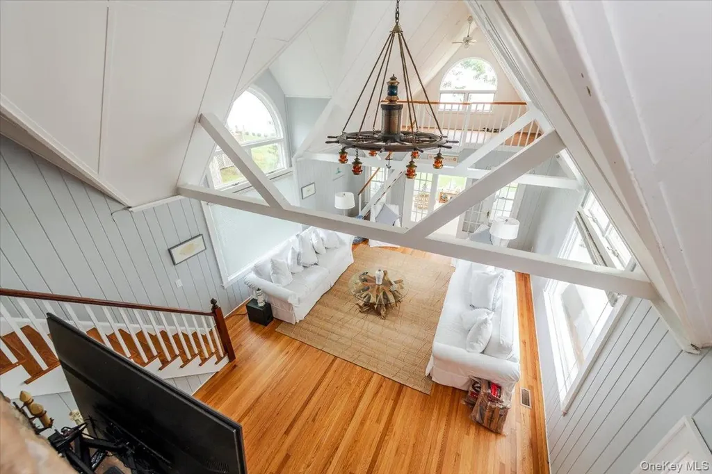 100 W Shore Drive Southold NY 11971