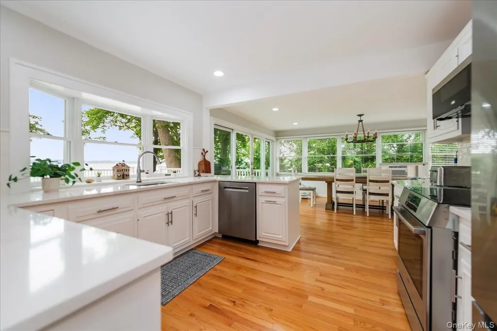 100 W Shore Drive Southold NY 11971