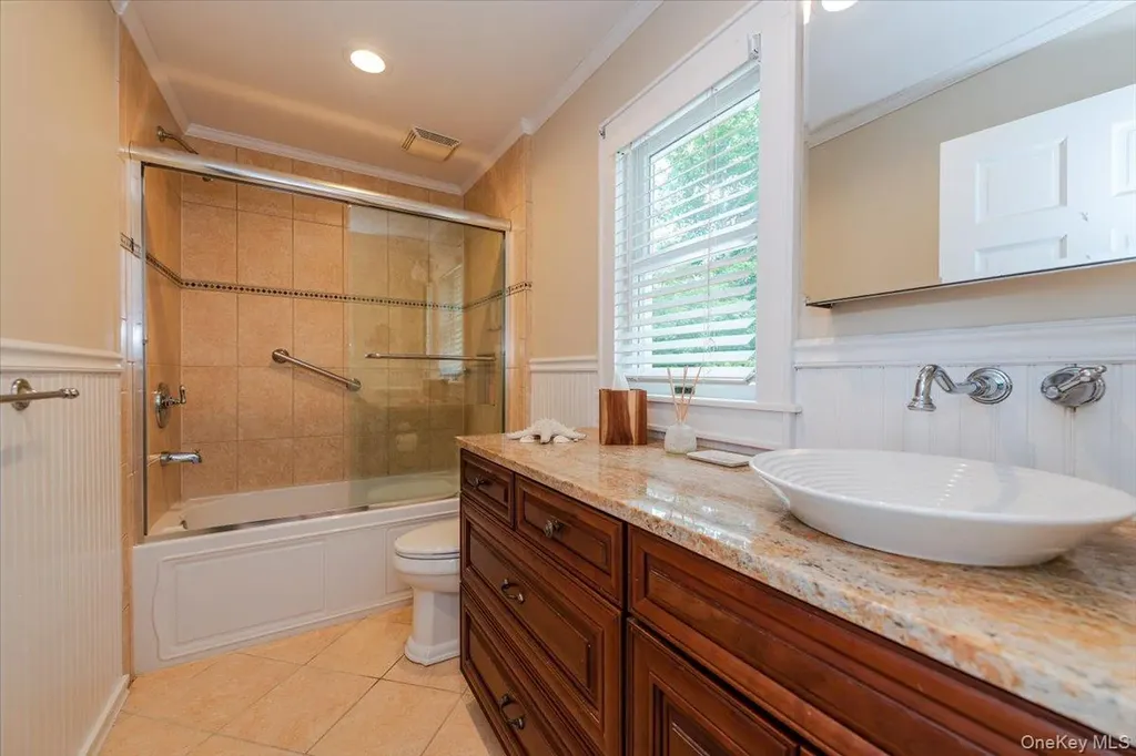 100 W Shore Drive Southold NY 11971