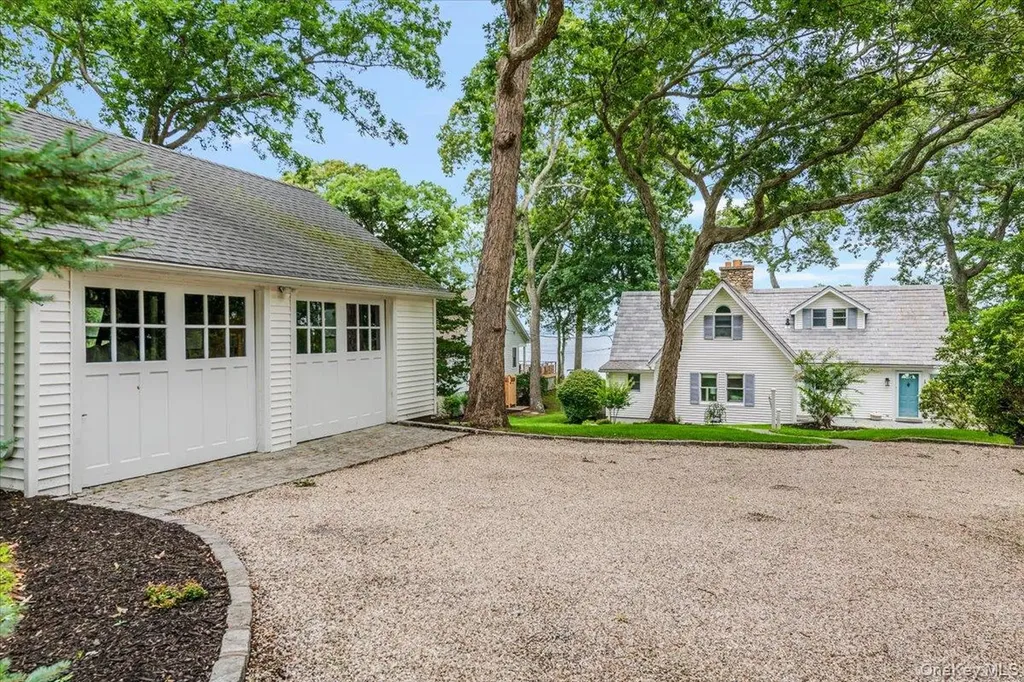 100 W Shore Drive Southold NY 11971