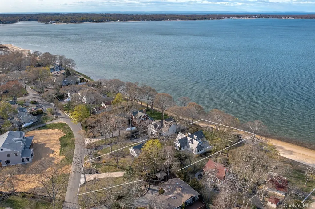 100 W Shore Drive Southold NY 11971