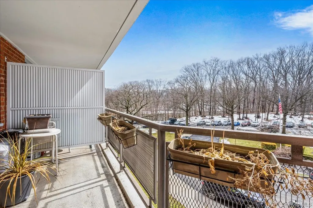 22055 46th Avenue Bayside NY 11361