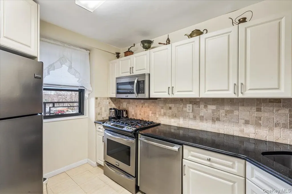 22055 46th Avenue Bayside NY 11361