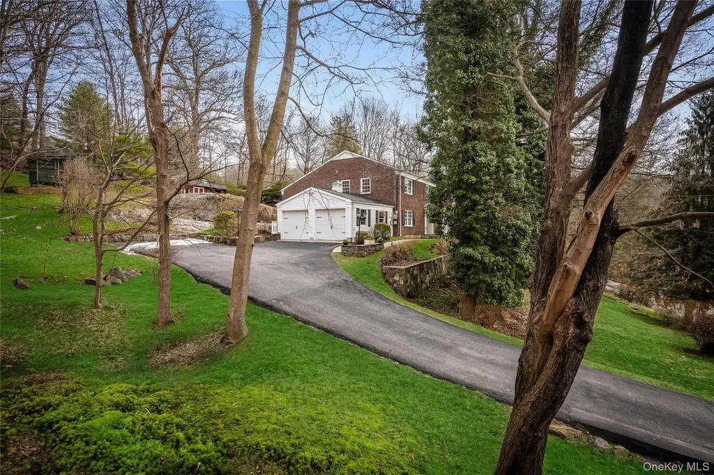 15 Stephenson Terrace Briarcliff Manor NY 10510