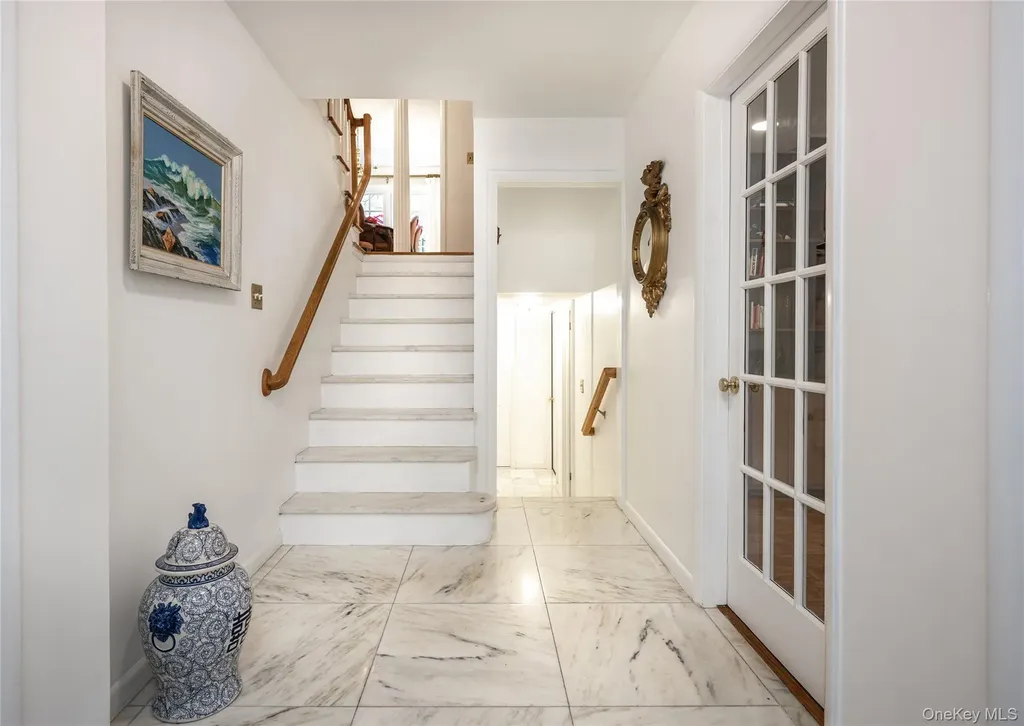 15 Stephenson Terrace Briarcliff Manor NY 10510