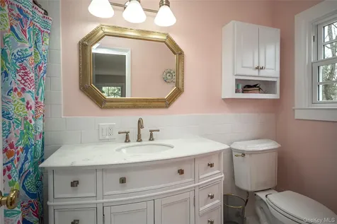 15 Stephenson Terrace Briarcliff Manor NY 10510