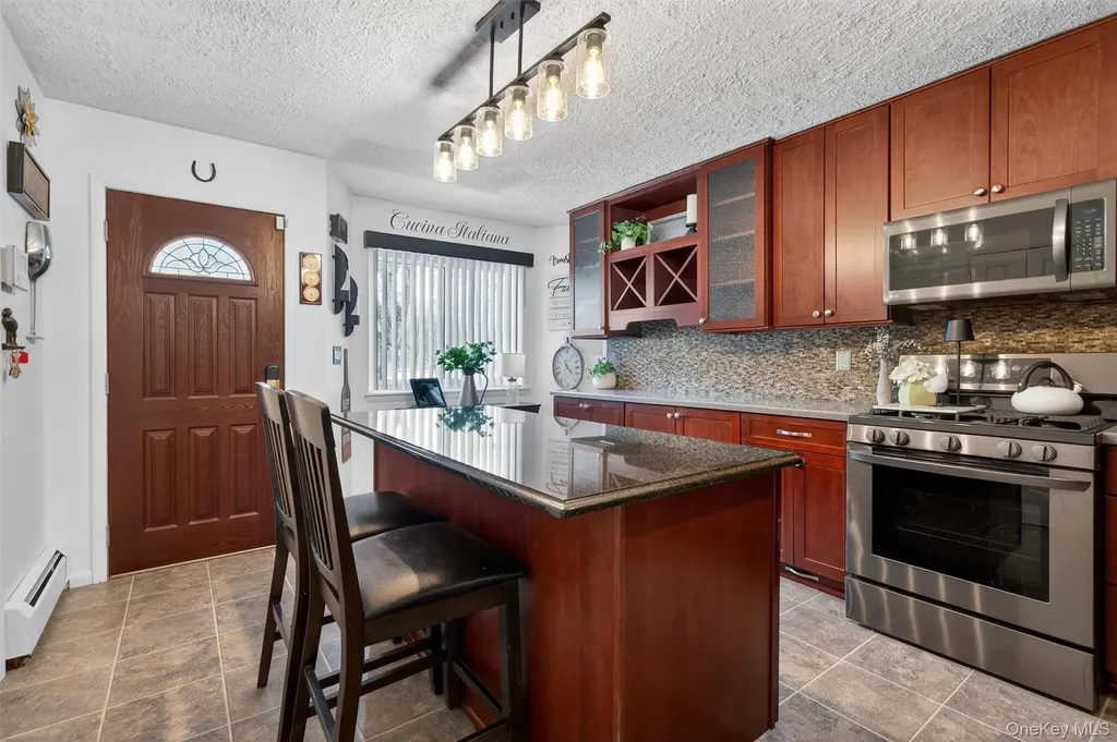 255 Sterling Place Highland NY 12528