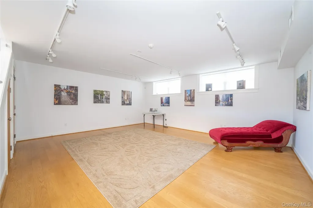 117 Pondfield Road Bronxville NY 10708