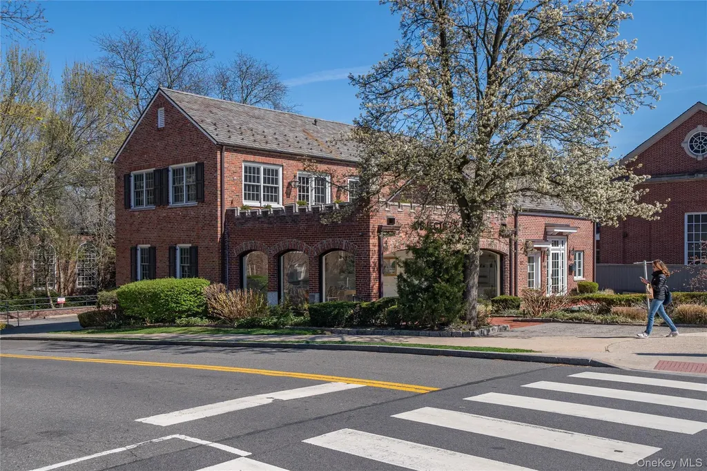 117 Pondfield Road Bronxville NY 10708
