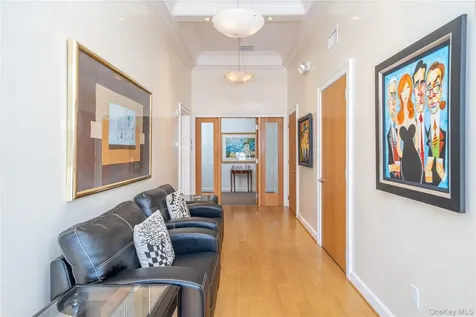 117 Pondfield Road Bronxville NY 10708