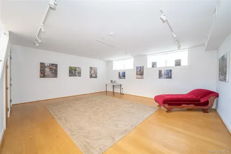 117 Pondfield Road Bronxville NY 10708