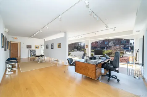 117 Pondfield Road Bronxville NY 10708