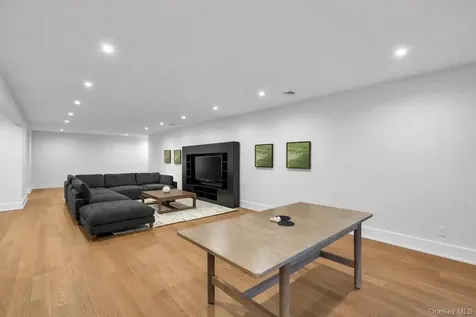250 Osprey Nest Road Greenport NY 11944