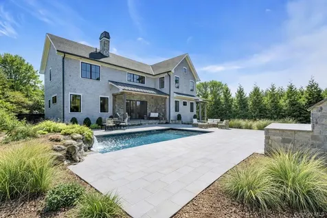 250 Osprey Nest Road Greenport NY 11944