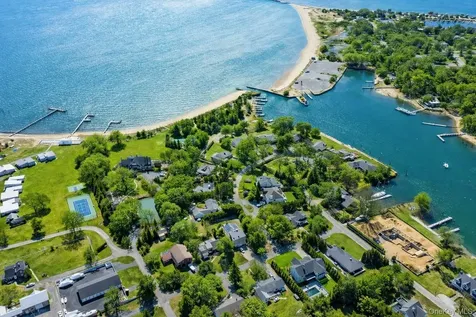 250 Osprey Nest Road Greenport NY 11944
