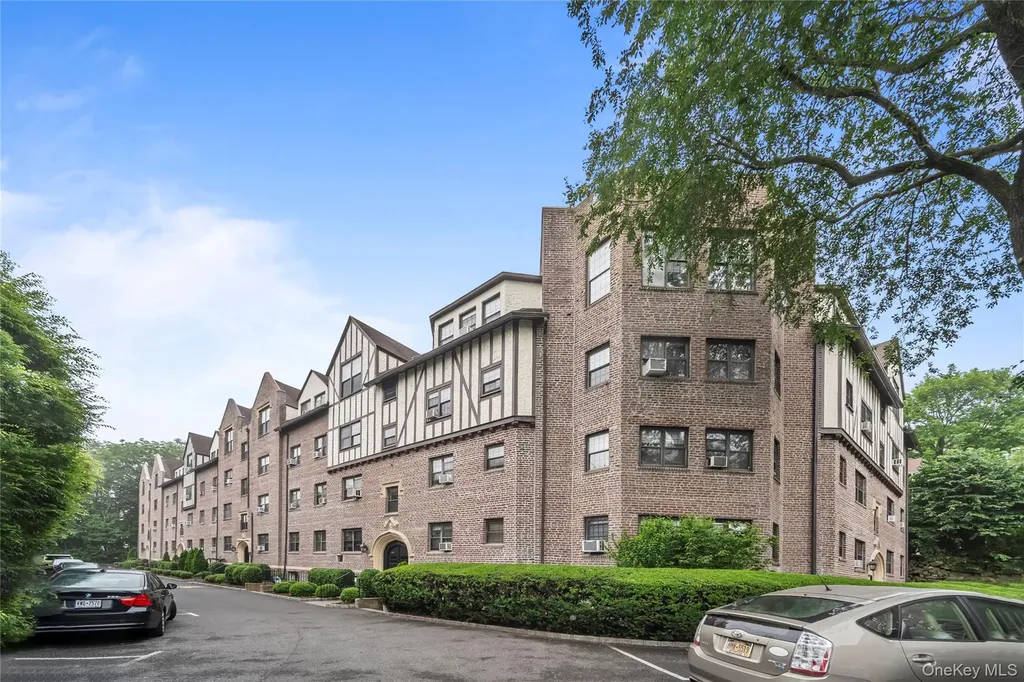1440 Boston Post Road Larchmont NY 10543