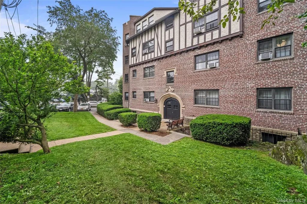 1440 Boston Post Road Larchmont NY 10543