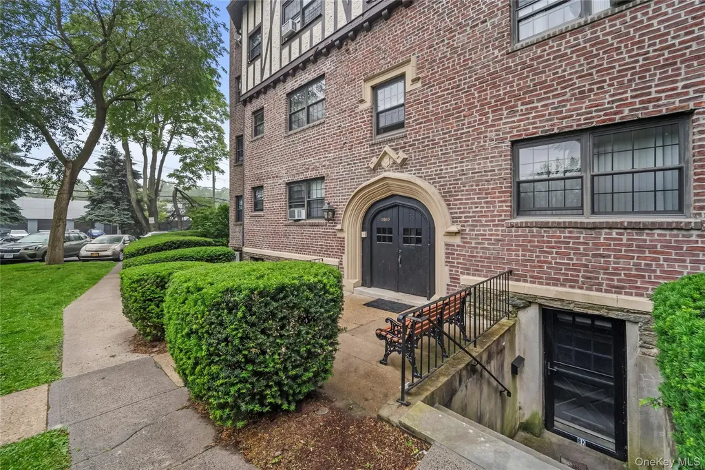 1440 Boston Post Road Larchmont NY 10543