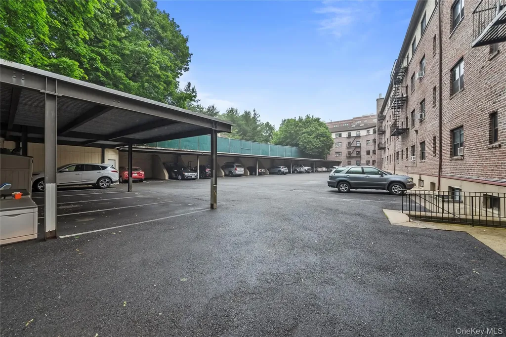 1440 Boston Post Road Larchmont NY 10543
