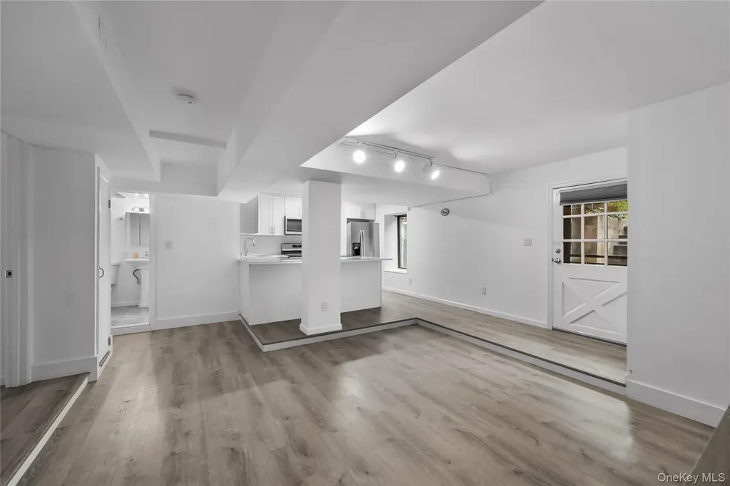 1440 Boston Post Road Larchmont NY 10543