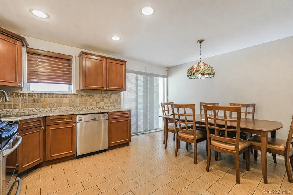 8886 16th Avenue Brooklyn NY 11214
