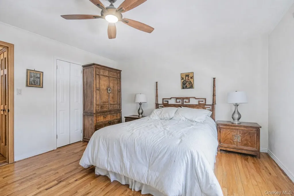 8886 16th Avenue Brooklyn NY 11214