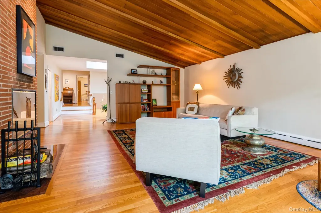 160 Hampshire Road Bronxville NY 10708
