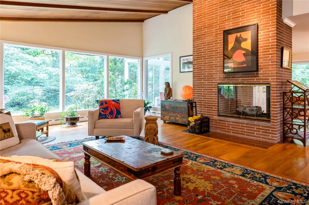 160 Hampshire Road Bronxville NY 10708