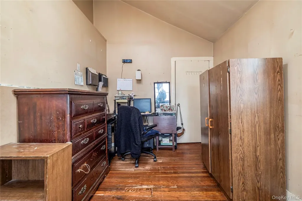 882 Ocean Street Baldwin Harbor NY 11510