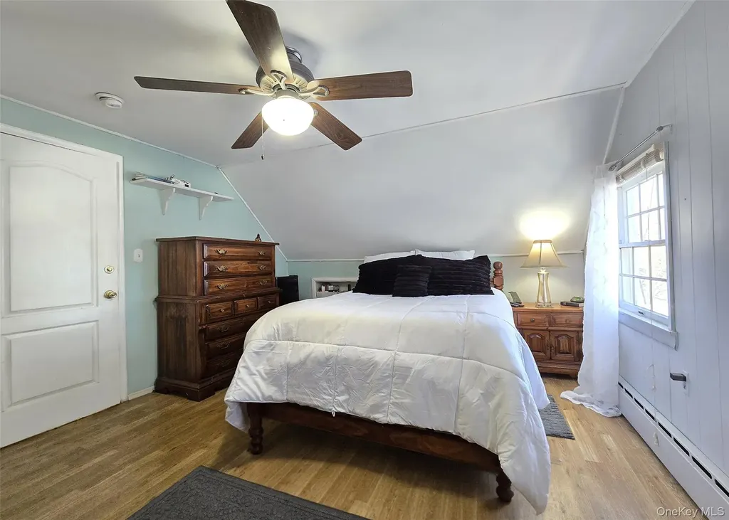 5 South Lane Levittown NY 11756