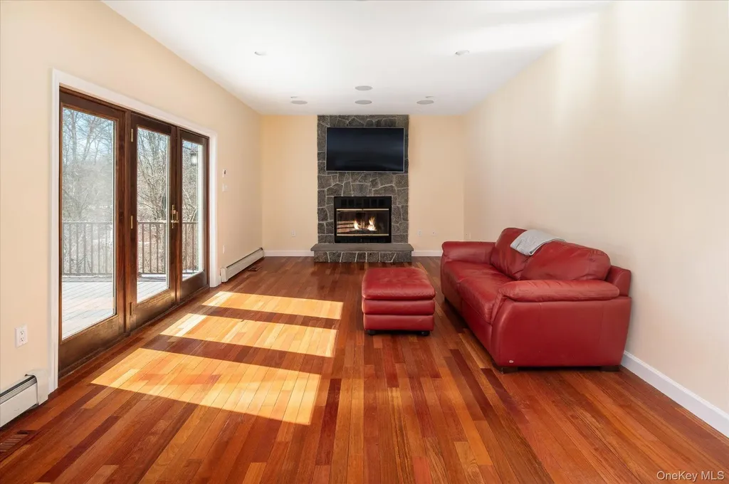 3 Moore Drive Yorktown Heights NY 10598