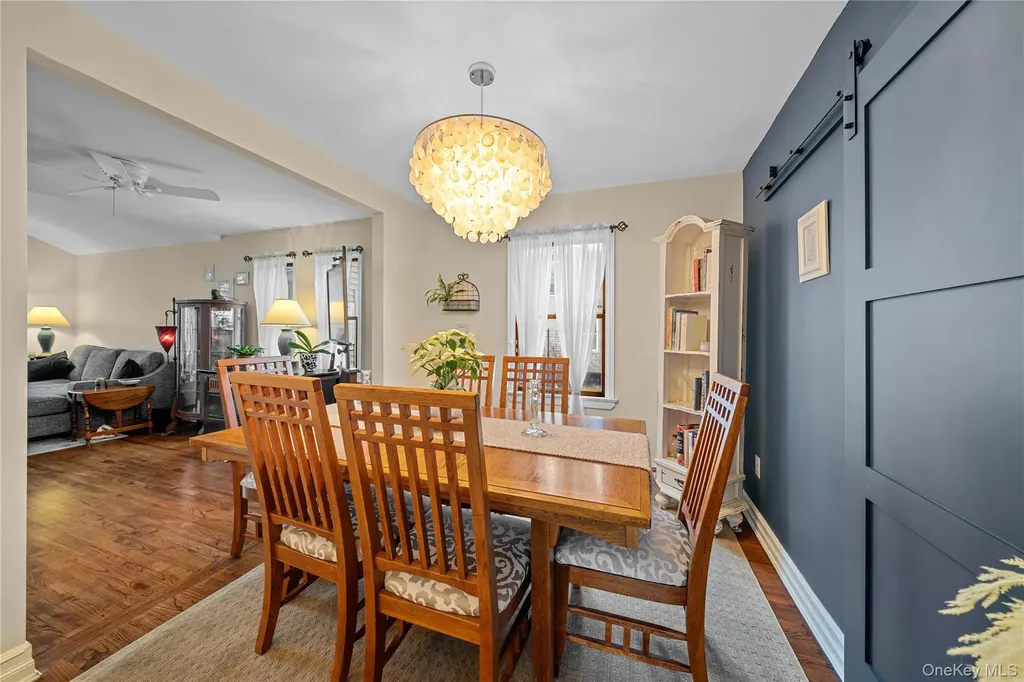 243 S Dunton Avenue East Patchogue NY 11772