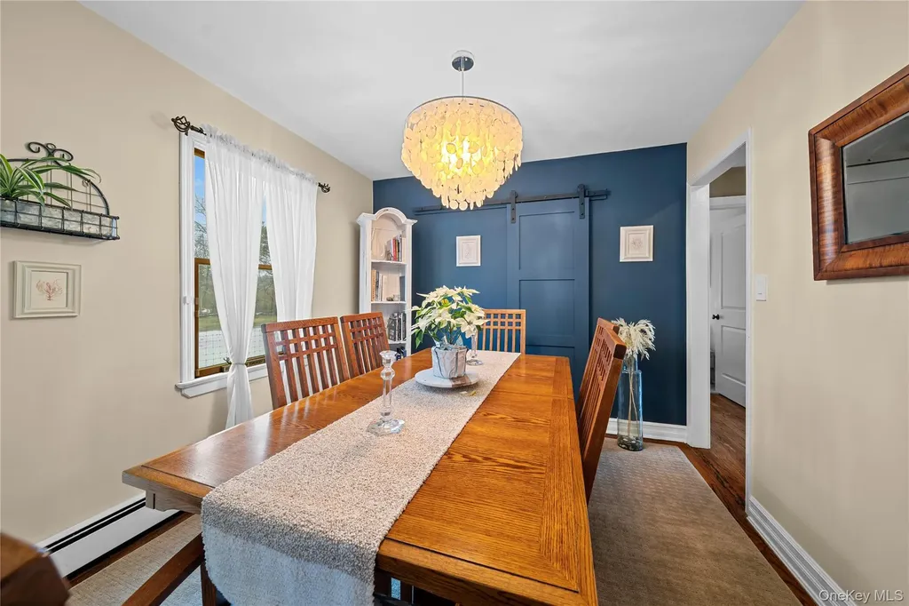 243 S Dunton Avenue East Patchogue NY 11772