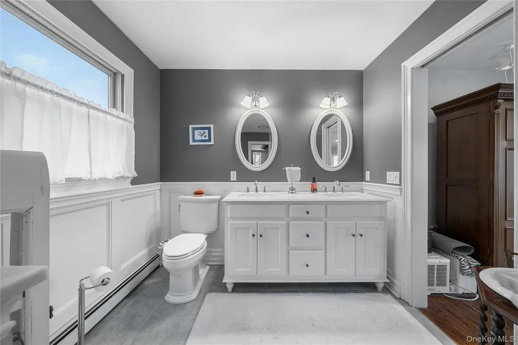 243 S Dunton Avenue East Patchogue NY 11772