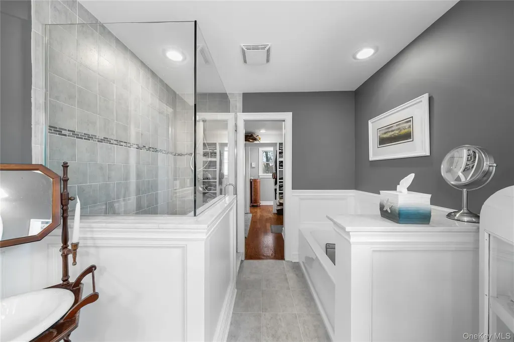 243 S Dunton Avenue East Patchogue NY 11772