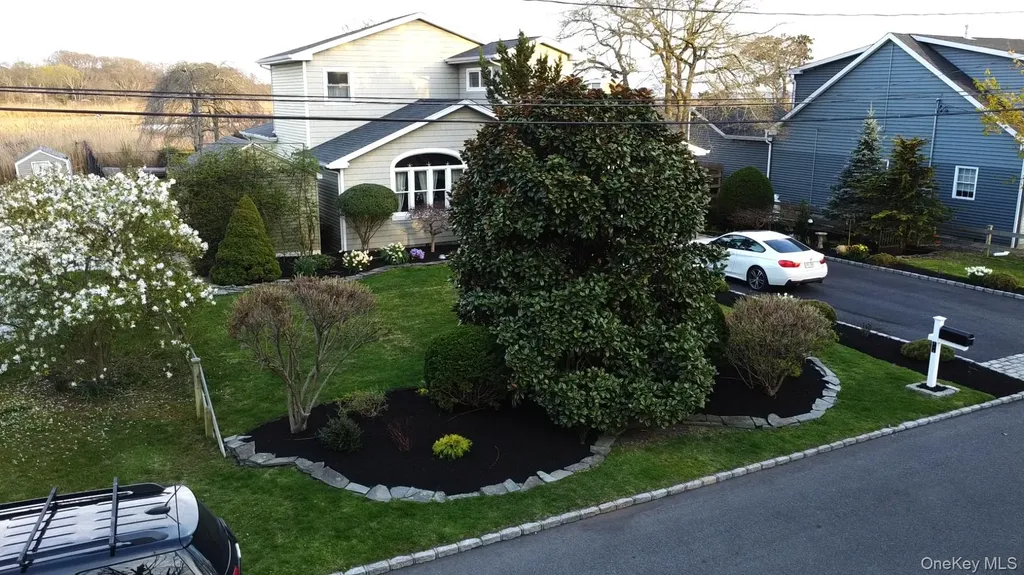 243 S Dunton Avenue East Patchogue NY 11772