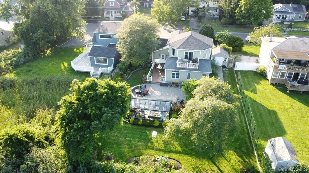 243 S Dunton Avenue East Patchogue NY 11772