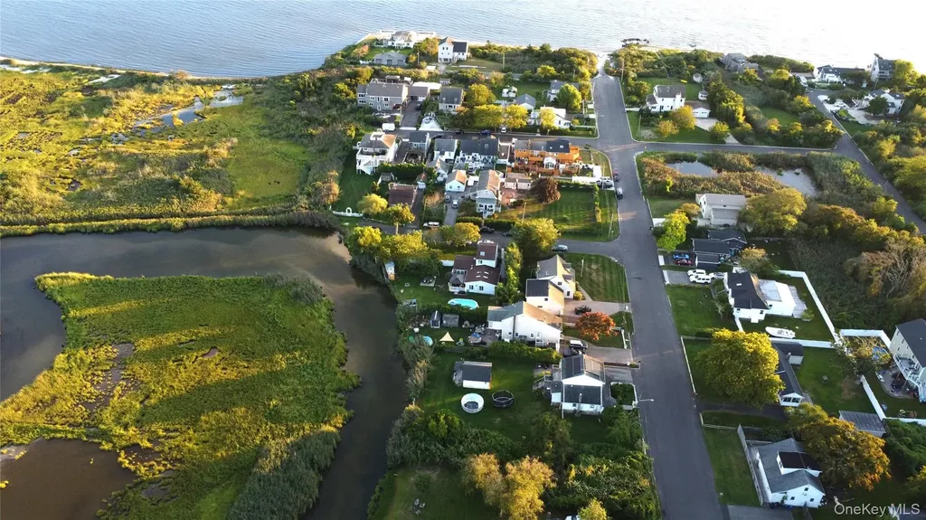 243 S Dunton Avenue East Patchogue NY 11772
