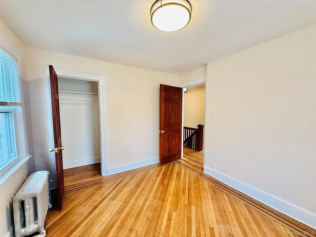 1813 Willow Lane Bronx NY 10461