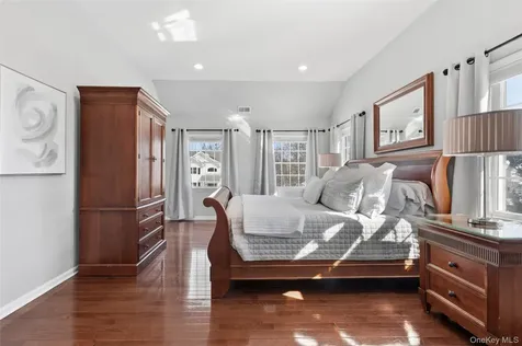 2 Bassett Court Baldwin Place NY 10505